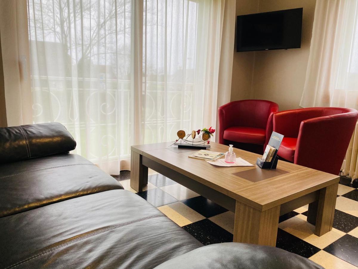 Contact Hotel - Motel Les Bleuets & Spa La Rivière-Saint-Sauveur Εξωτερικό φωτογραφία